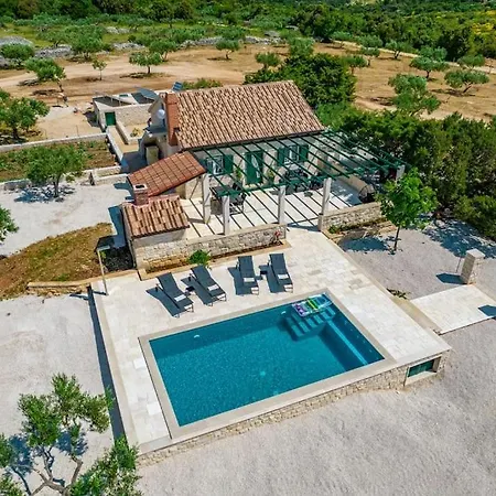 Cozy Diana, Private Pool 别墅 *